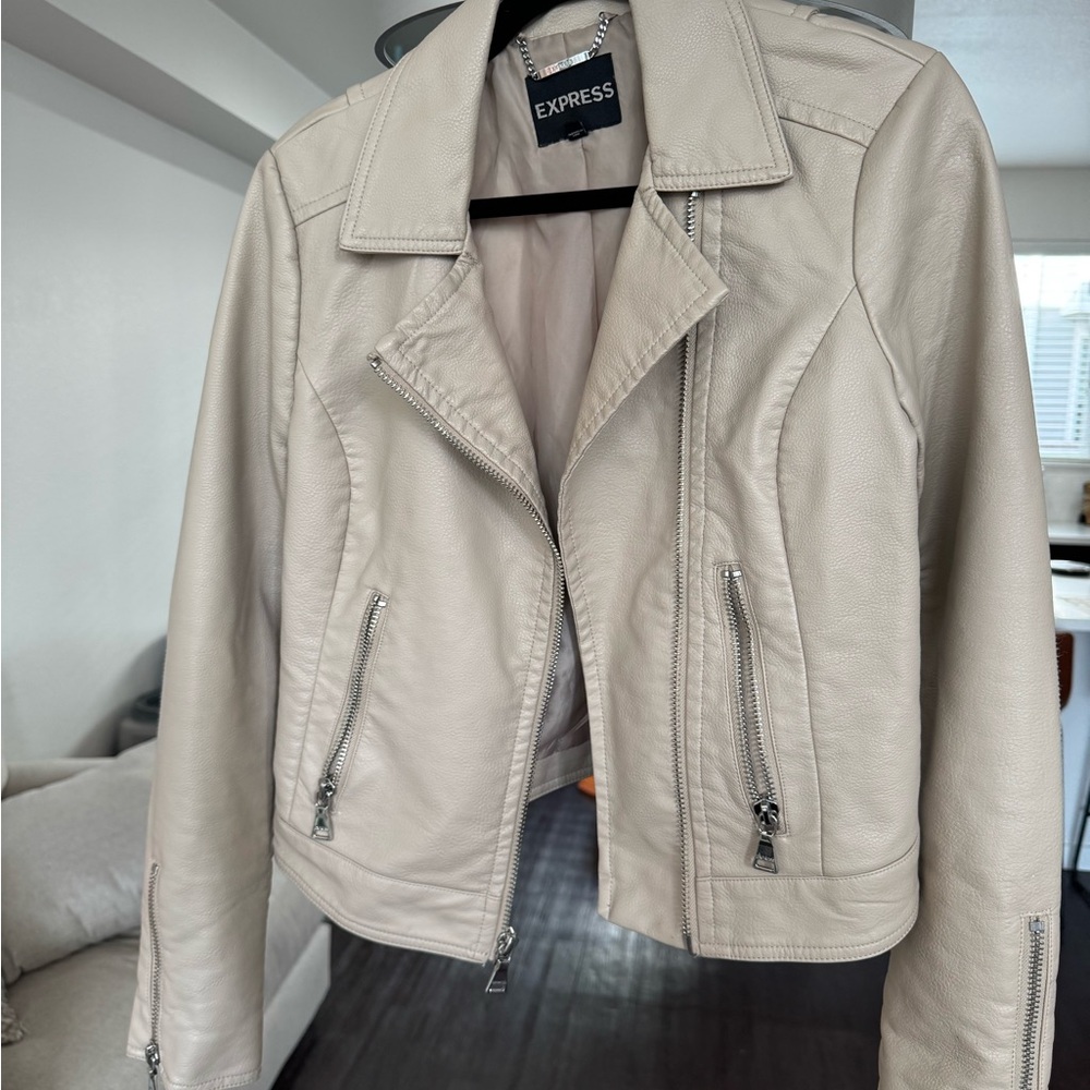 Tan leather jacket size medium
